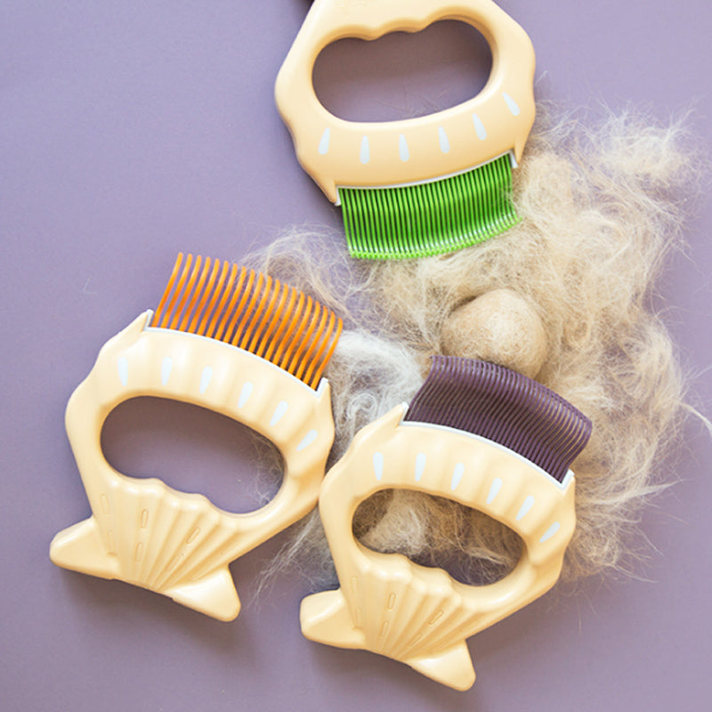 Pet Cat Dog Shell Shape Comb Resin Long Short Soft Hair Fur